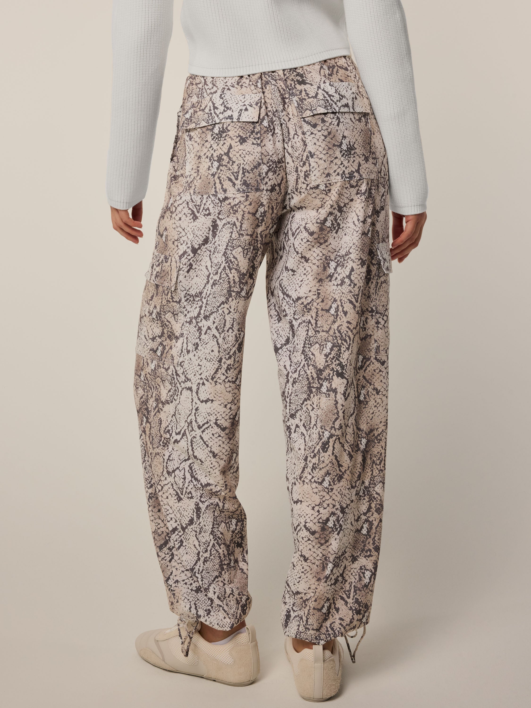 Ashe Wolf Scales Cargo Jogger