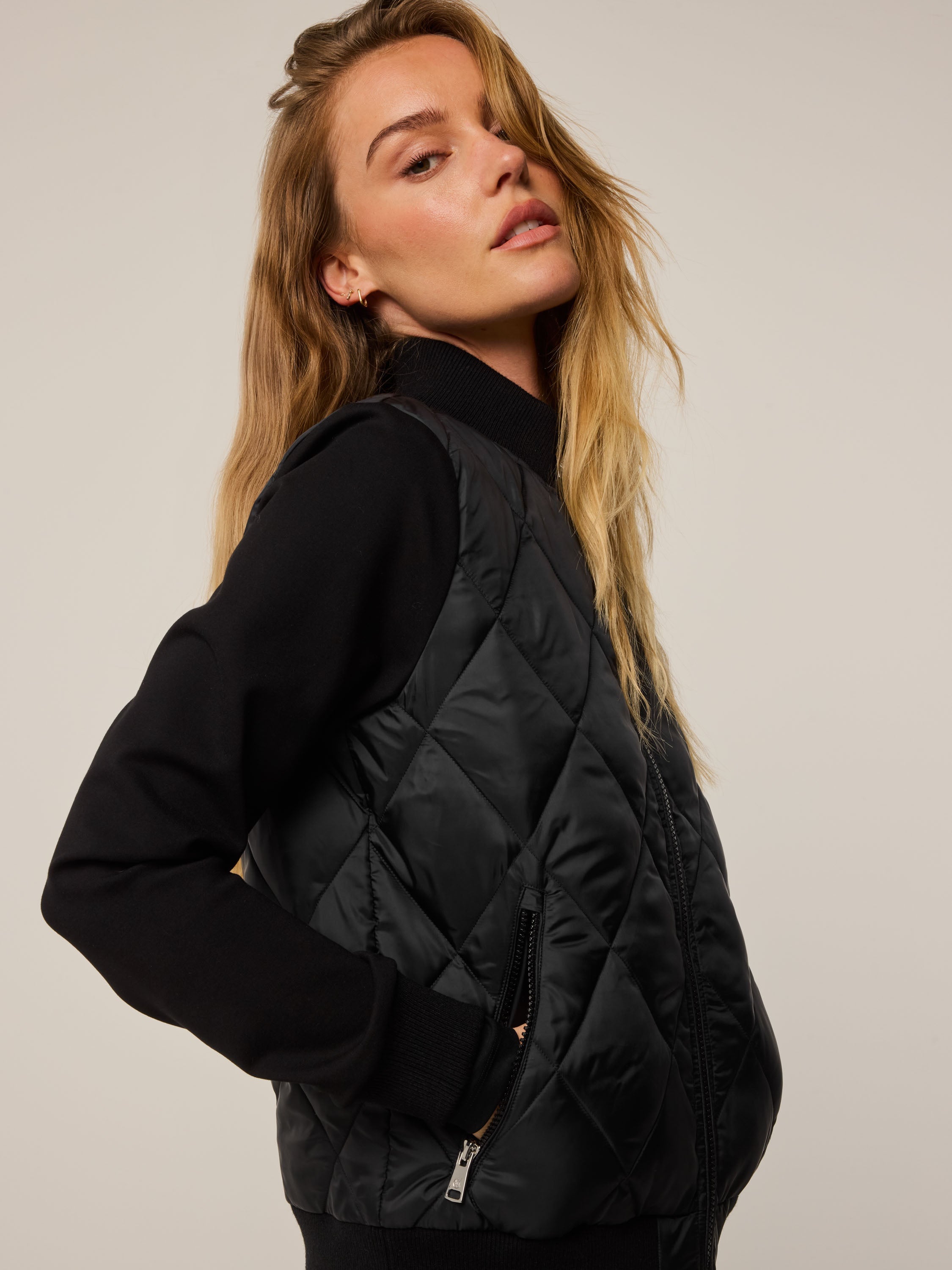 Aries X-Lite Diamond Hybrid Jacket